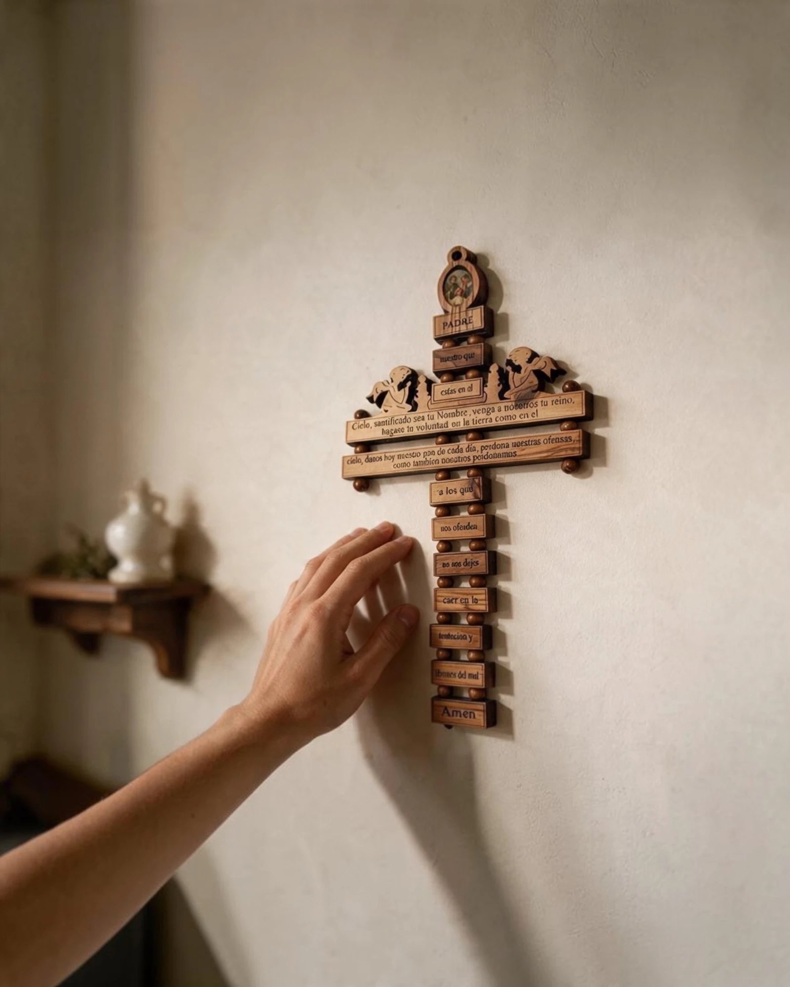 Padre Nuestro Hanging Cross (Spanish)